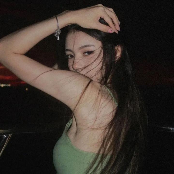 皇后失宠侍奉太监笑了